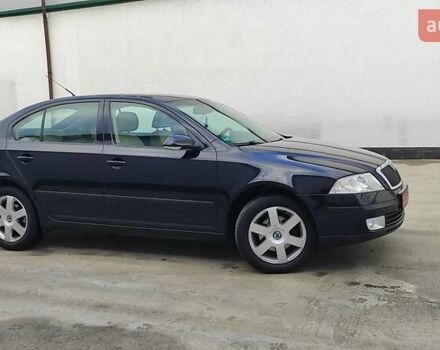 Черный Шкода Октавия, объемом двигателя 1.6 л и пробегом 218 тыс. км за 6999 $, фото 78 на Automoto.ua