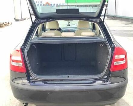 Черный Шкода Октавия, объемом двигателя 1.6 л и пробегом 218 тыс. км за 6999 $, фото 69 на Automoto.ua