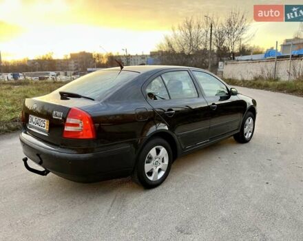 Черный Шкода Октавия, объемом двигателя 1.6 л и пробегом 220 тыс. км за 7500 $, фото 7 на Automoto.ua