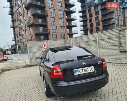 Чорний Шкода Октавія, об'ємом двигуна 1.6 л та пробігом 308 тис. км за 5600 $, фото 19 на Automoto.ua