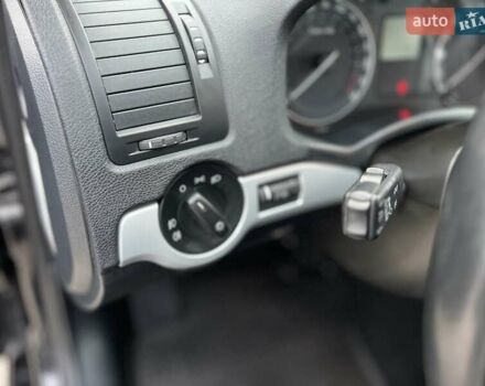 Черный Шкода Октавия, объемом двигателя 1.6 л и пробегом 220 тыс. км за 7500 $, фото 41 на Automoto.ua