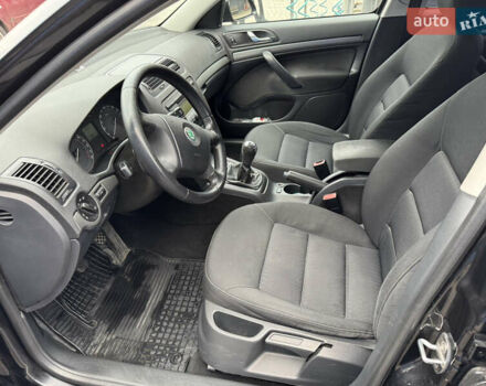 Черный Шкода Октавия, объемом двигателя 2 л и пробегом 330 тыс. км за 5800 $, фото 14 на Automoto.ua