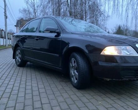 Черный Шкода Октавия, объемом двигателя 1.9 л и пробегом 300 тыс. км за 2800 $, фото 4 на Automoto.ua