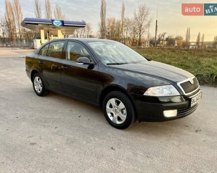 Черный Шкода Октавия, объемом двигателя 1.6 л и пробегом 220 тыс. км за 7500 $, фото 5 на Automoto.ua