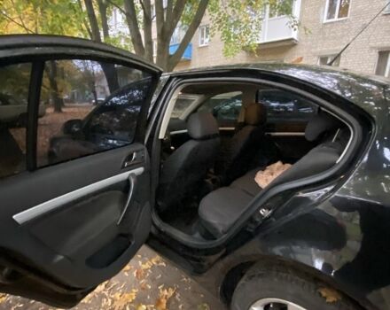 Черный Шкода Октавия, объемом двигателя 1.6 л и пробегом 245 тыс. км за 4900 $, фото 6 на Automoto.ua