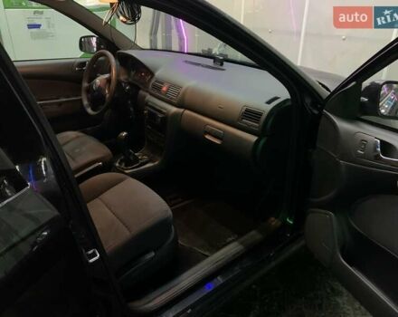 Черный Шкода Октавия, объемом двигателя 2 л и пробегом 340 тыс. км за 4800 $, фото 5 на Automoto.ua