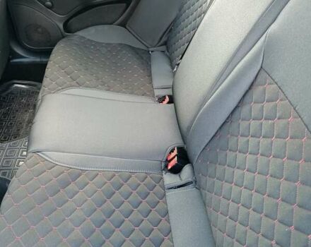 Черный Шкода Октавия, объемом двигателя 1.6 л и пробегом 260 тыс. км за 6000 $, фото 12 на Automoto.ua