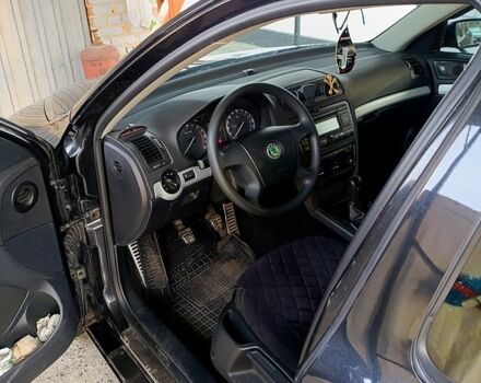 Черный Шкода Октавия, объемом двигателя 1.9 л и пробегом 235 тыс. км за 6150 $, фото 11 на Automoto.ua