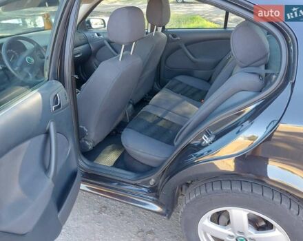 Черный Шкода Октавия, объемом двигателя 1.98 л и пробегом 50 тыс. км за 10000 $, фото 17 на Automoto.ua