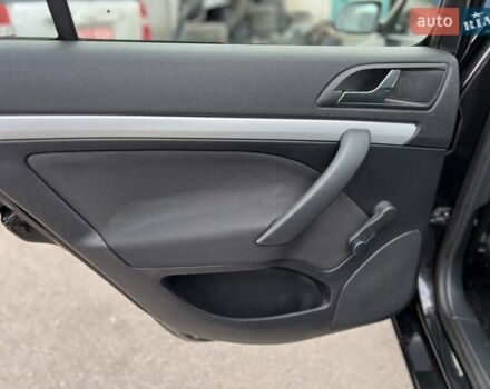 Черный Шкода Октавия, объемом двигателя 1.6 л и пробегом 220 тыс. км за 7500 $, фото 35 на Automoto.ua