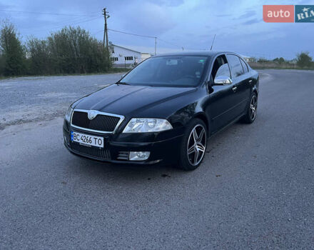 Черный Шкода Октавия, объемом двигателя 1.8 л и пробегом 210 тыс. км за 6299 $, фото 4 на Automoto.ua