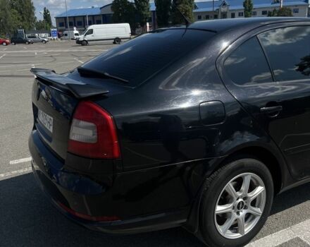 Чорний Шкода Октавія, об'ємом двигуна 2 л та пробігом 340 тис. км за 5100 $, фото 6 на Automoto.ua