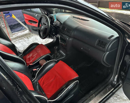 Черный Шкода Октавия, объемом двигателя 1.78 л и пробегом 287 тыс. км за 4500 $, фото 6 на Automoto.ua