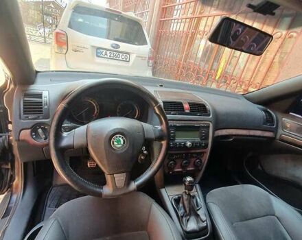 Черный Шкода Октавия, объемом двигателя 2 л и пробегом 198 тыс. км за 7800 $, фото 6 на Automoto.ua