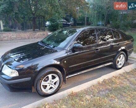 Черный Шкода Октавия, объемом двигателя 1.6 л и пробегом 243 тыс. км за 6000 $, фото 3 на Automoto.ua