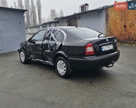 Черный Шкода Октавия, объемом двигателя 1.6 л и пробегом 210 тыс. км за 2200 $, фото 7 на Automoto.ua