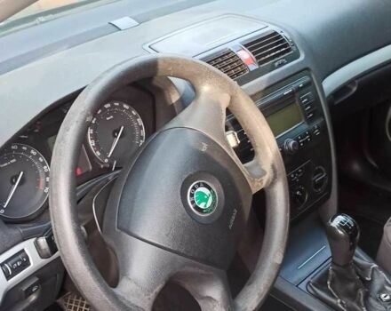 Шкода Октавия 2008 в Хмельницком на Automoto.ua Черный Шкода Октавия, объемом двигателя 1.6 л и пробегом 408 тыс. км за 3900 $, фото 6 на Automoto.ua