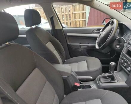 Черный Шкода Октавия, объемом двигателя 1.6 л и пробегом 198 тыс. км за 6999 $, фото 19 на Automoto.ua