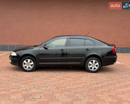 Черный Шкода Октавия, объемом двигателя 2 л и пробегом 230 тыс. км за 6950 $, фото 9 на Automoto.ua