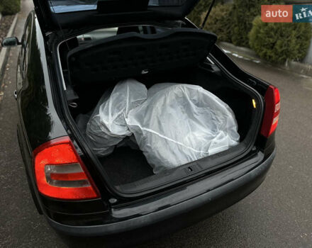 Черный Шкода Октавия, объемом двигателя 1.6 л и пробегом 223 тыс. км за 6300 $, фото 28 на Automoto.ua