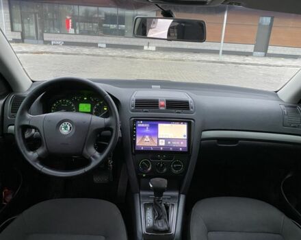 Черный Шкода Октавия, объемом двигателя 2 л и пробегом 192 тыс. км за 6500 $, фото 11 на Automoto.ua