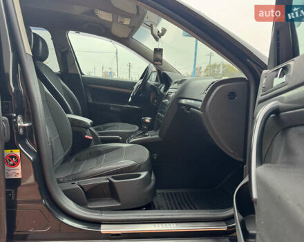 Черный Шкода Октавия, объемом двигателя 2 л и пробегом 230 тыс. км за 6950 $, фото 13 на Automoto.ua