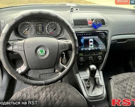 Чорний Шкода Октавія, об'ємом двигуна 1.6 л та пробігом 260 тис. км за 7300 $, фото 6 на Automoto.ua