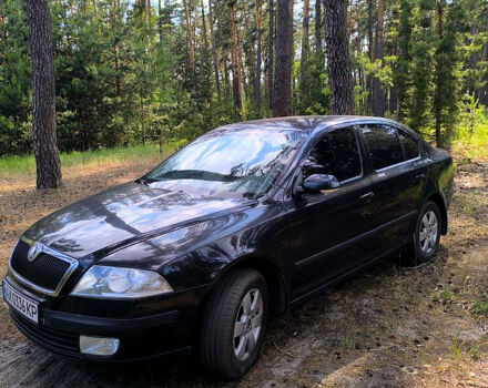 Черный Шкода Октавия, объемом двигателя 2 л и пробегом 195 тыс. км за 6250 $, фото 1 на Automoto.ua