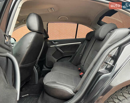 Черный Шкода Октавия, объемом двигателя 2 л и пробегом 230 тыс. км за 6950 $, фото 11 на Automoto.ua