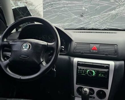 Черный Шкода Октавия, объемом двигателя 1.6 л и пробегом 210 тыс. км за 2200 $, фото 17 на Automoto.ua