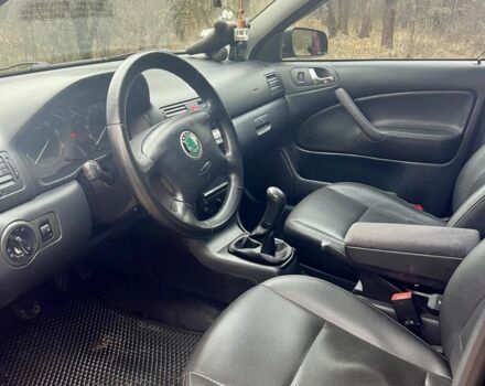 Черный Шкода Октавия, объемом двигателя 1.6 л и пробегом 286 тыс. км за 5500 $, фото 9 на Automoto.ua