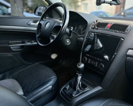 Чорний Шкода Октавія, об'ємом двигуна 1.9 л та пробігом 200 тис. км за 5700 $, фото 6 на Automoto.ua