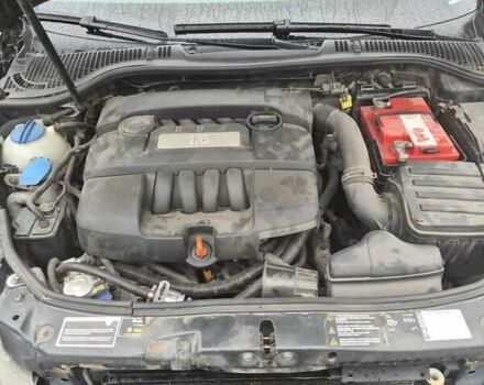 Черный Шкода Октавия, объемом двигателя 1.6 л и пробегом 315 тыс. км за 6300 $, фото 13 на Automoto.ua