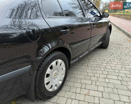 Чорний Шкода Октавія, об'ємом двигуна 1.6 л та пробігом 240 тис. км за 5650 $, фото 4 на Automoto.ua