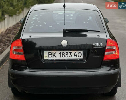 Черный Шкода Октавия, объемом двигателя 1.6 л и пробегом 223 тыс. км за 6300 $, фото 10 на Automoto.ua