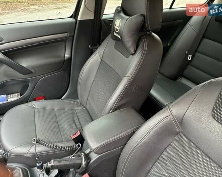 Черный Шкода Октавия, объемом двигателя 1.98 л и пробегом 337 тыс. км за 6500 $, фото 11 на Automoto.ua