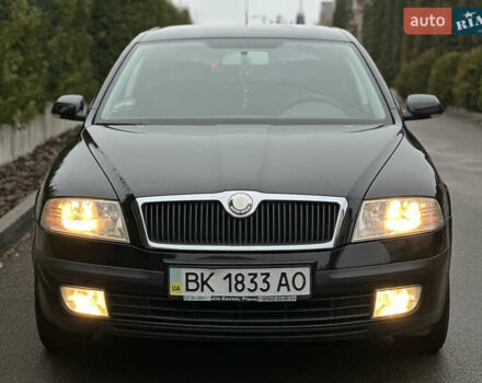 Черный Шкода Октавия, объемом двигателя 1.6 л и пробегом 223 тыс. км за 6300 $, фото 6 на Automoto.ua