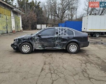 Черный Шкода Октавия, объемом двигателя 1.6 л и пробегом 210 тыс. км за 2350 $, фото 5 на Automoto.ua