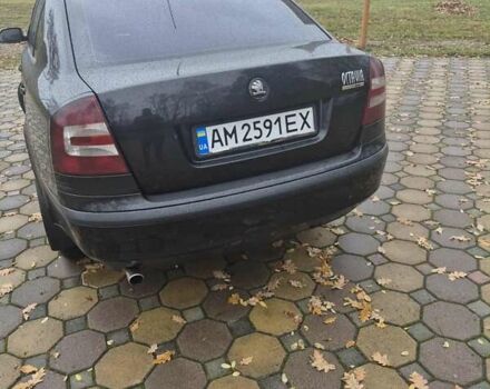 Черный Шкода Октавия, объемом двигателя 1.6 л и пробегом 315 тыс. км за 6300 $, фото 3 на Automoto.ua