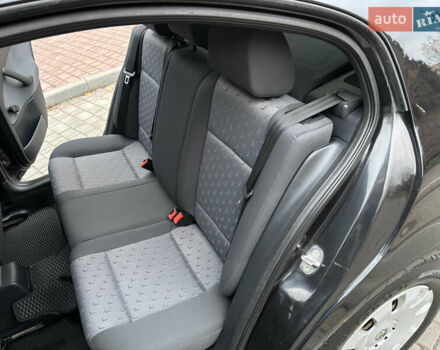 Чорний Шкода Октавія, об'ємом двигуна 1.6 л та пробігом 240 тис. км за 5650 $, фото 14 на Automoto.ua