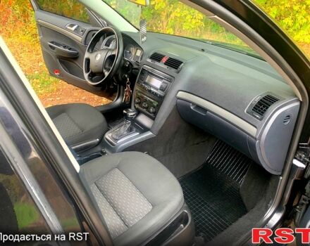 Чорний Шкода Октавія, об'ємом двигуна 2 л та пробігом 220 тис. км за 6999 $, фото 6 на Automoto.ua