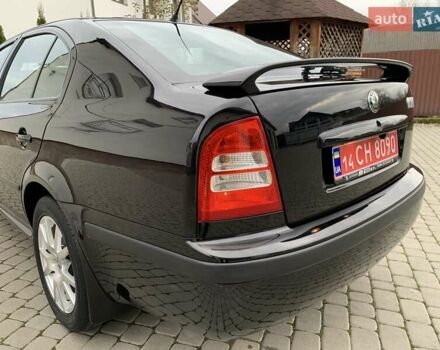 Черный Шкода Октавия, объемом двигателя 1.6 л и пробегом 151 тыс. км за 6100 $, фото 24 на Automoto.ua