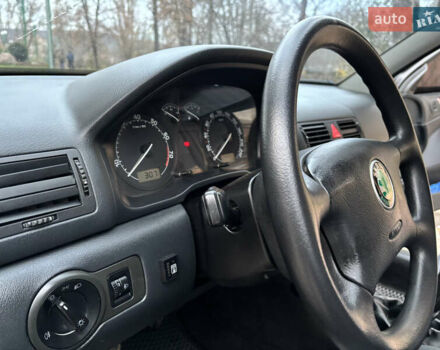 Чорний Шкода Октавія, об'ємом двигуна 1.6 л та пробігом 240 тис. км за 5650 $, фото 11 на Automoto.ua