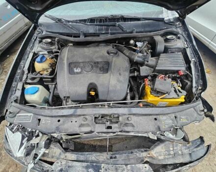 Черный Шкода Октавия, объемом двигателя 1.6 л и пробегом 210 тыс. км за 2350 $, фото 5 на Automoto.ua