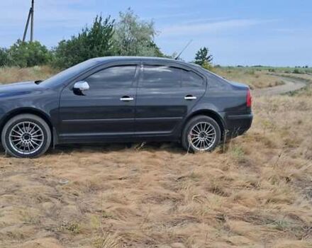 Черный Шкода Октавия, объемом двигателя 1.6 л и пробегом 290 тыс. км за 6350 $, фото 7 на Automoto.ua