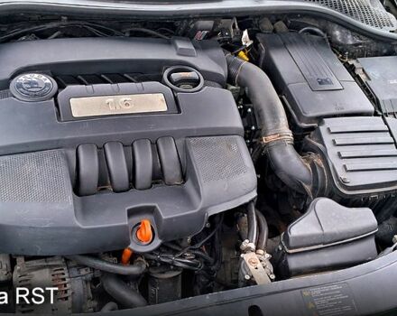 Черный Шкода Октавия, объемом двигателя 1.6 л и пробегом 290 тыс. км за 6350 $, фото 5 на Automoto.ua