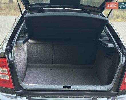 Черный Шкода Октавия, объемом двигателя 1.8 л и пробегом 164 тыс. км за 7500 $, фото 6 на Automoto.ua
