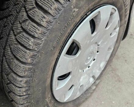 Черный Шкода Октавия, объемом двигателя 1.6 л и пробегом 210 тыс. км за 2350 $, фото 18 на Automoto.ua