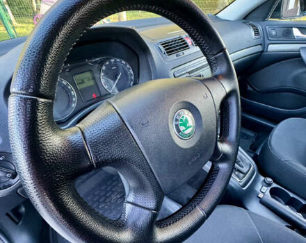 Шкода Октавія 2008 у Львові на Automoto.ua Чорний Шкода Октавія, об'ємом двигуна 1.98 л та пробігом 278 тис. км за 7900 $, фото 27 на Automoto.ua