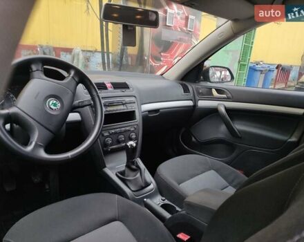 Черный Шкода Октавия, объемом двигателя 1.6 л и пробегом 198 тыс. км за 6999 $, фото 37 на Automoto.ua